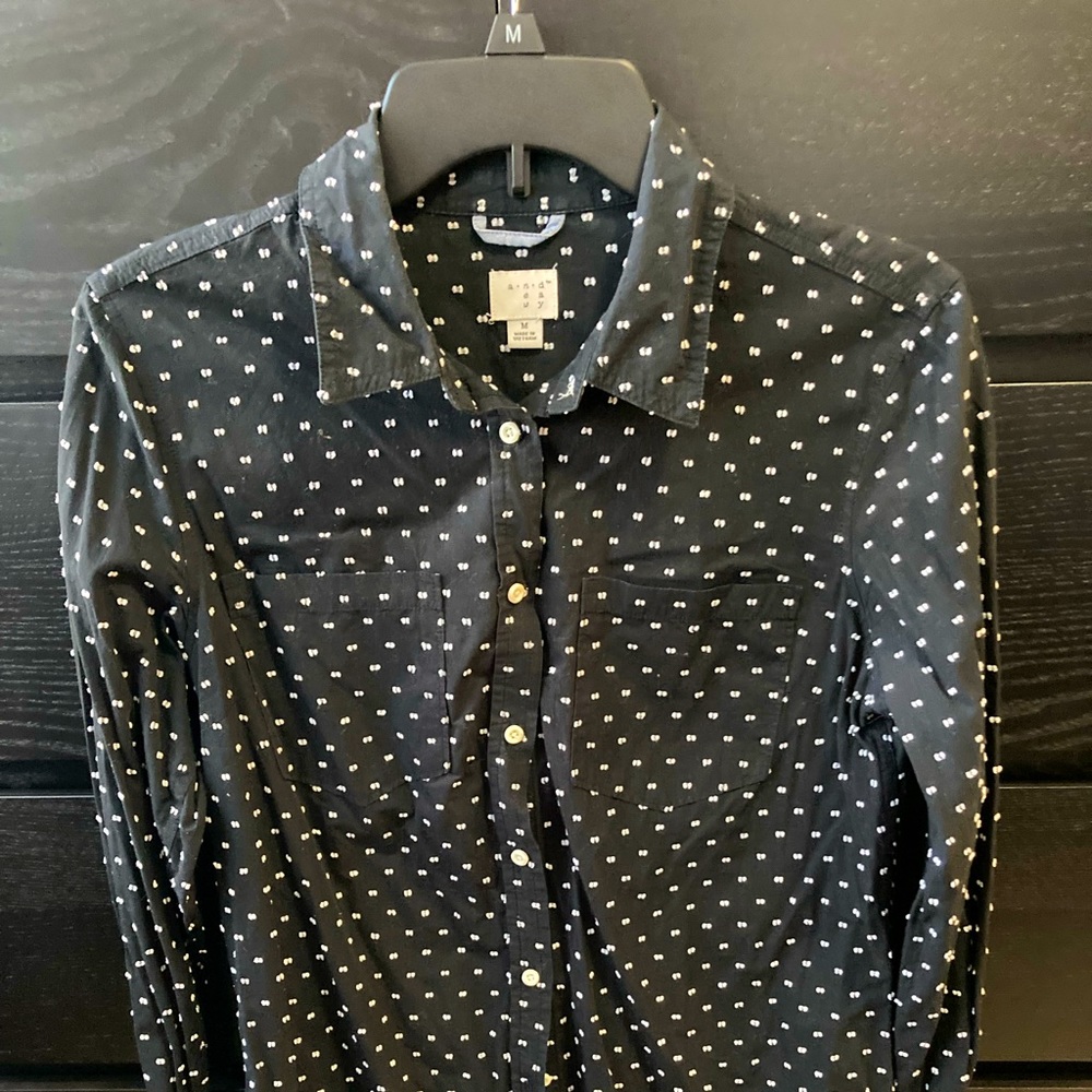 Black and white button down a shirt